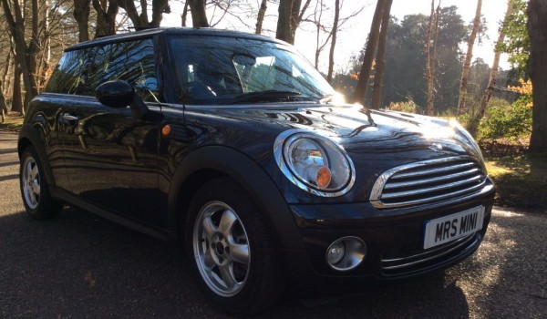 Sold to Sarah…..  Good choice Sarah’s dad !!  2008 MINI One 1.4 AUTO in BLACK with a RARE LEVEL OF SPEC FOR A ONE – FULL LEATHER SEATS PANORAMIC GLASS SUNROOF & Just 30K miles