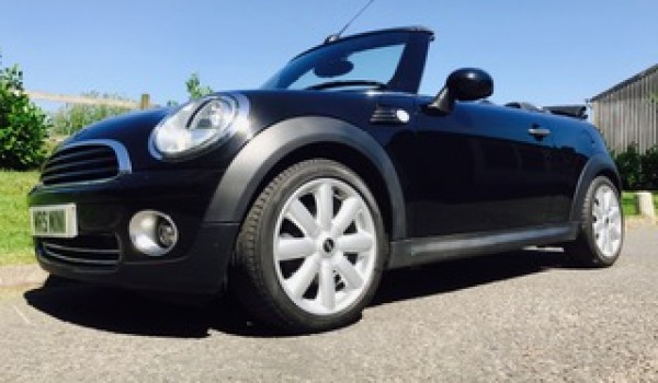 Judith chose this first in 2018 then we sold it again to Emily in 2020 …….2010 MINI Cooper Automatic with Chili Pack in Black with High Spec