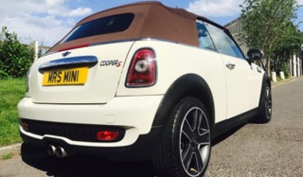 Sarah has chosen this 2010 MINI Cooper S Convertible 1.6 Pepper White Chili Pack