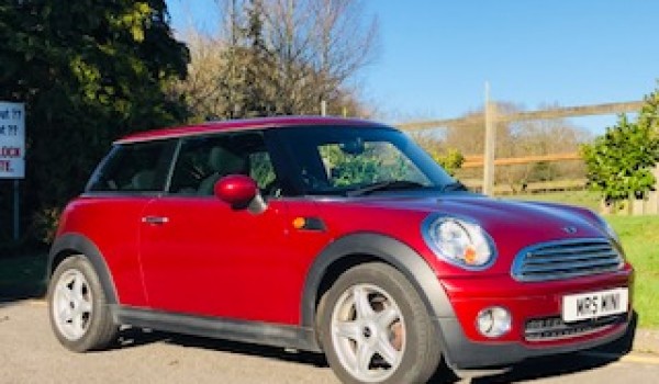 2007 MINI COOPER AUTOMATIC in Nightfire Red with Low MILES & Sat Nav Plus Pepper Pack