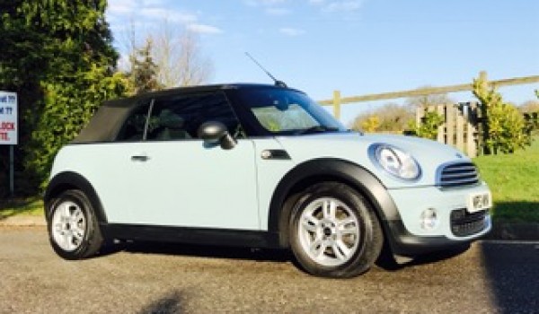 2011 MINI One Convertible in Ice Blue Pepper Pack, Bluetooth & LOW MILES