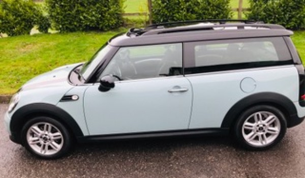 Gemma has chosen this 2012 Mini Cooper CLUBMAN AUTOMATIC in Ice Blue with HUGE SPEC SUNROOF & Just 1 lady owner from new