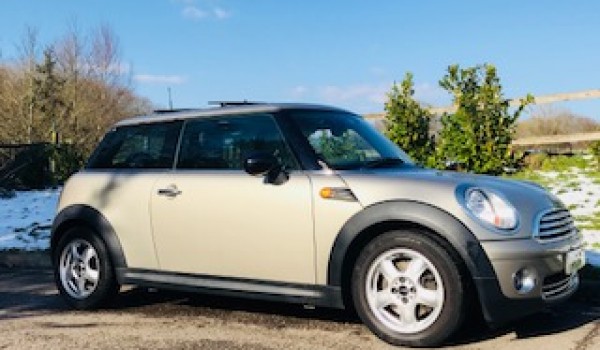 Off to Penzance for this 2008 MINI One in Sparkling Silver with HUGE Spec Including Full Leather Heated Seats, Sunroof & Full MINI Service History & ONE OWNER FROM NEW