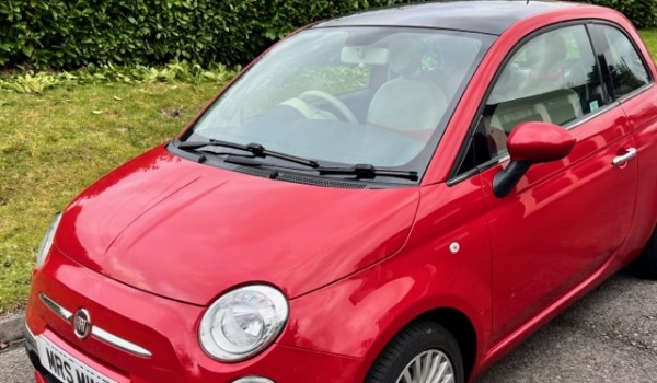 2013 Fiat 500 in Red with LOW MILES (really low miles) 15600