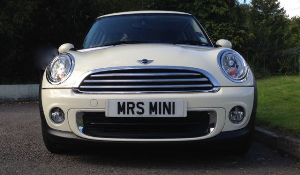 2011 MINI ONE In Pepper White with LOW MILES 14K