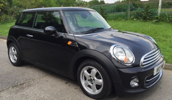 Katy is taking this MINI home with her on Sunday – 2011 MINI COOPER In Black With Pepper Pack Low Miles