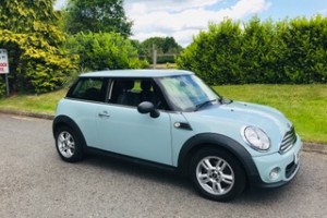2013 MINI One in Ice Blue with 32K miles