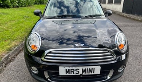 2011 MINI One Black with just 42K miles & Service History