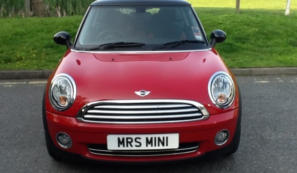 Moira is collecting her MINI on Sunday – 2007 / 57 MINI COOPER CHILI & VISIBILITY PACKS & PANORAMIC GLASS SUNROOF WITH MATCHING HALF RED LEATHER SPORTS SEATS