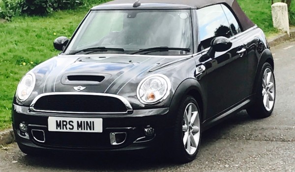 Chris & Menna have chosen this 2012 MINI Cooper S 1.6 Convertible Highgate Limited Edition