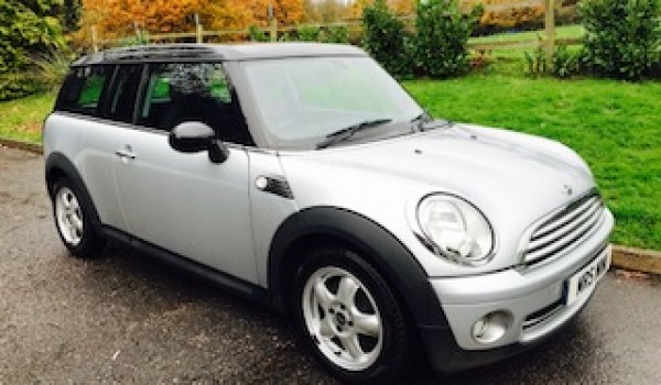 2007 / 57 MINI Cooper CLUBMAN In Pure Silver With Pepper Pack & Sunroof