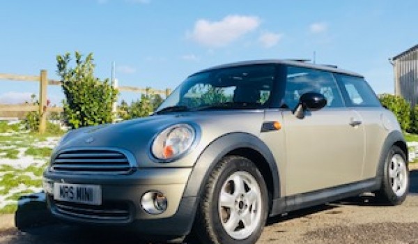 Off to Penzance for this 2008 MINI One in Sparkling Silver with HUGE Spec Including Full Leather Heated Seats, Sunroof & Full MINI Service History & ONE OWNER FROM NEW