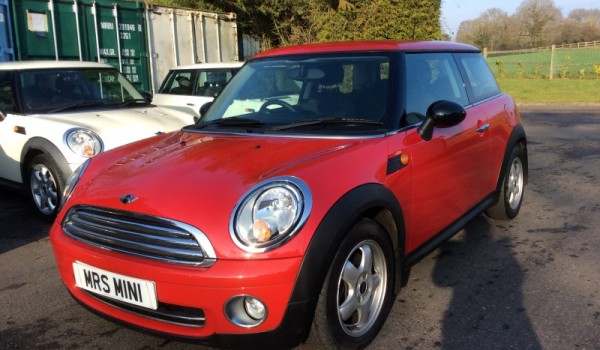 2008 MINI One Red 1.4 with Pepper Pack, Multifunction Steering Wheel with Cruise Control & Upgraded Alloys