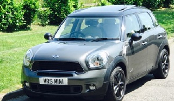 Matthew & his beautiful wife have chosen this 2011 61 MINI Cooper S All 4 Countryman in Royal Grey with Sunroof & Full Cream Leather