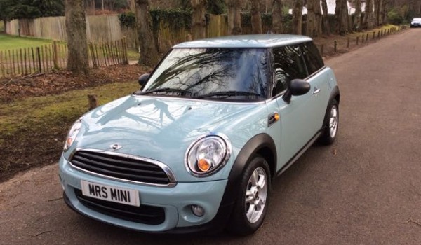 Jess bought this 2011 MINI One in Ice Blue – Such a Pretty MINI