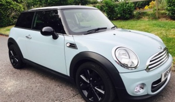 Jasmine has chosen this 2011 / 61 MINI Cooper with Chili Pack in Ice Blue with Low Miles & Full Service History