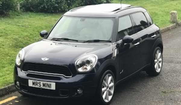 Claire has chosen this 2012 MINI Cooper S All 4 Countryman In Cosmic Blue with HUGE SPEC – LITERALLY HUGE SPEC – SUNROOF, NAV, CREAM LEATHER HEATED SEATS