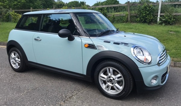 2012 MINI One Pepper Pack in Ice Blue with Low Miles & Full Service History