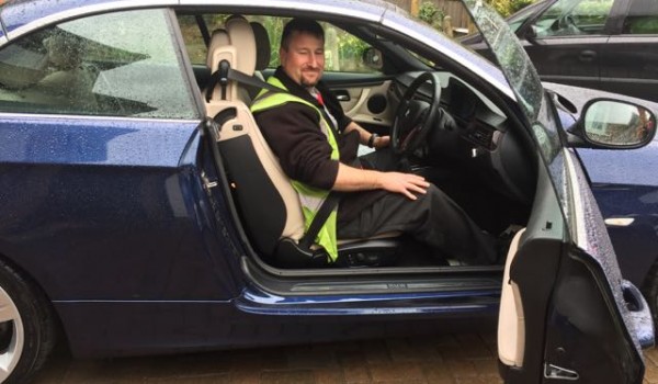 2010 BMW 3 Series  2.0 320i SE 2door Convertible in Deep Sea Blue with Oyster Leather Sports Seats