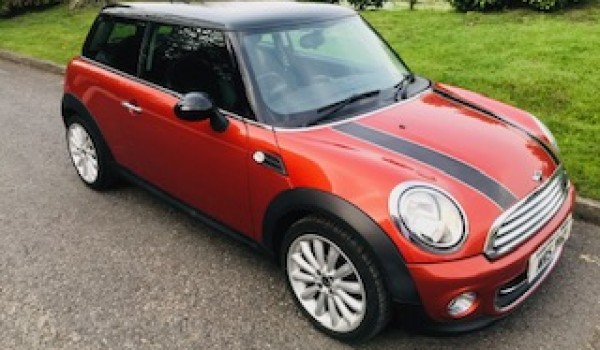 2011 / 61 MINI Cooper With Chili Pack In Spice Orange & Low Miles Just 27K