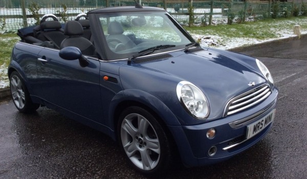 Too late this one’s gone….  2007 MINI Cooper Chili Pack – Heated Seats Cruise 17″ Alloys