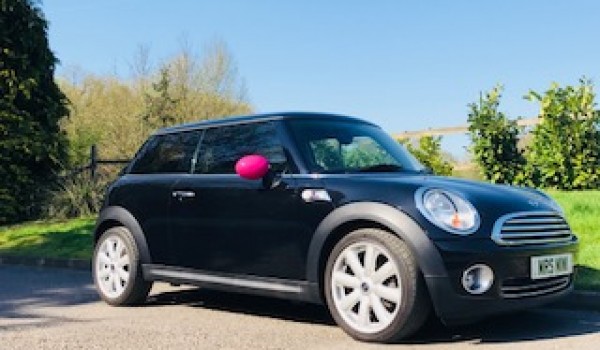 2009 / 59 MINI One 1.4 In Midnight Black with PEPPER PACK