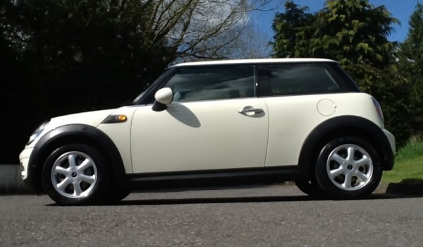 2008 MINI ONE with PEPPER PACK