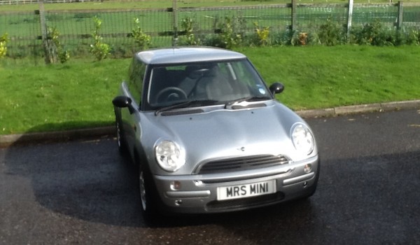 2003 MINI ONE – Low Miles of her Age