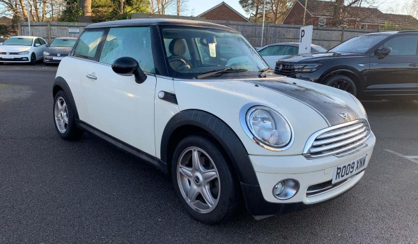 2009 Mini Cooper with Chili Pack & Low Miles for Age