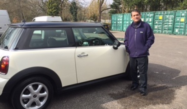 Dr Khopkar has chosen this 2009 MINI One Automatic 1.4 Pepper Pack