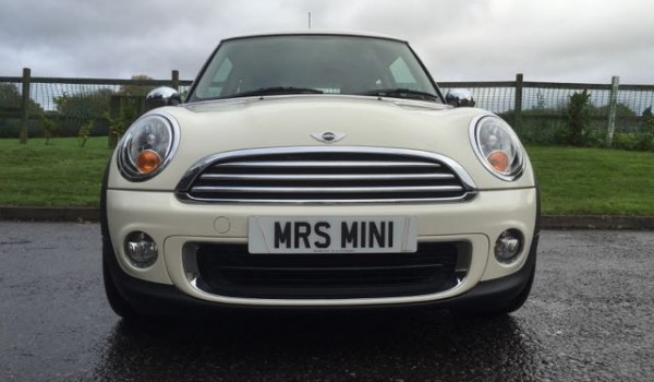 Two beautiful Ladies Ceri & daughter Amber have chosen this 2011 / 61 MINI One – One owner from new & Full MINI Service History