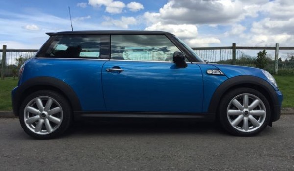 Josh is having this 2009 / 59 MINI Cooper S Chili Pack in Lazer Blue with Low Miles