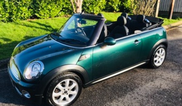 2009 / 59 Mini Cooper Convertible in Iconic British Racing Green with Full Black Leather Interior