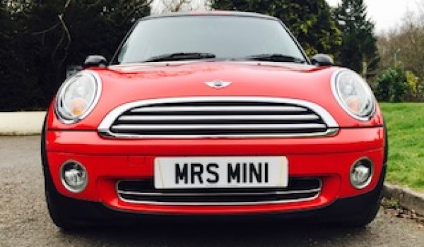 2010 / 60 MINI Cooper Chili Pack in Chili Red with Half Red Leather Sports Seats & Low Miles