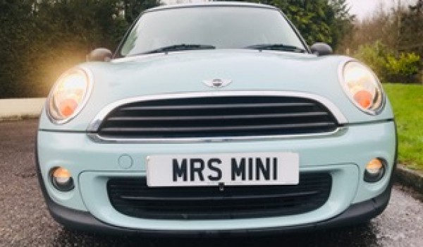 Deposit taken, Amy has chosen this 2011 / 61 MINI One In Ice Blue with Full Service History